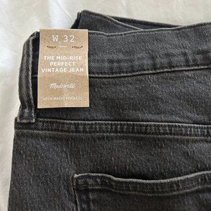 NWT. Madewell Mid-Rise Perfect Vintage Jean in Lunar Wash, Sz. 32